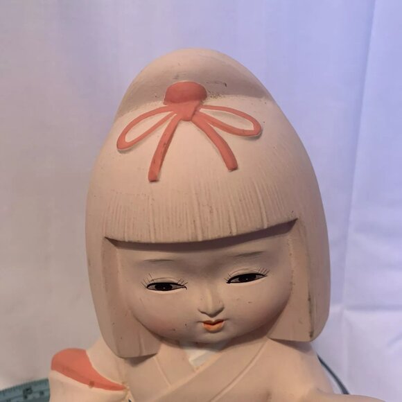 Ceramic Geisha Figure - The Orient Inc - Kawaii - Maple Leaf Design- 10” Tall - Picture 2 of 10